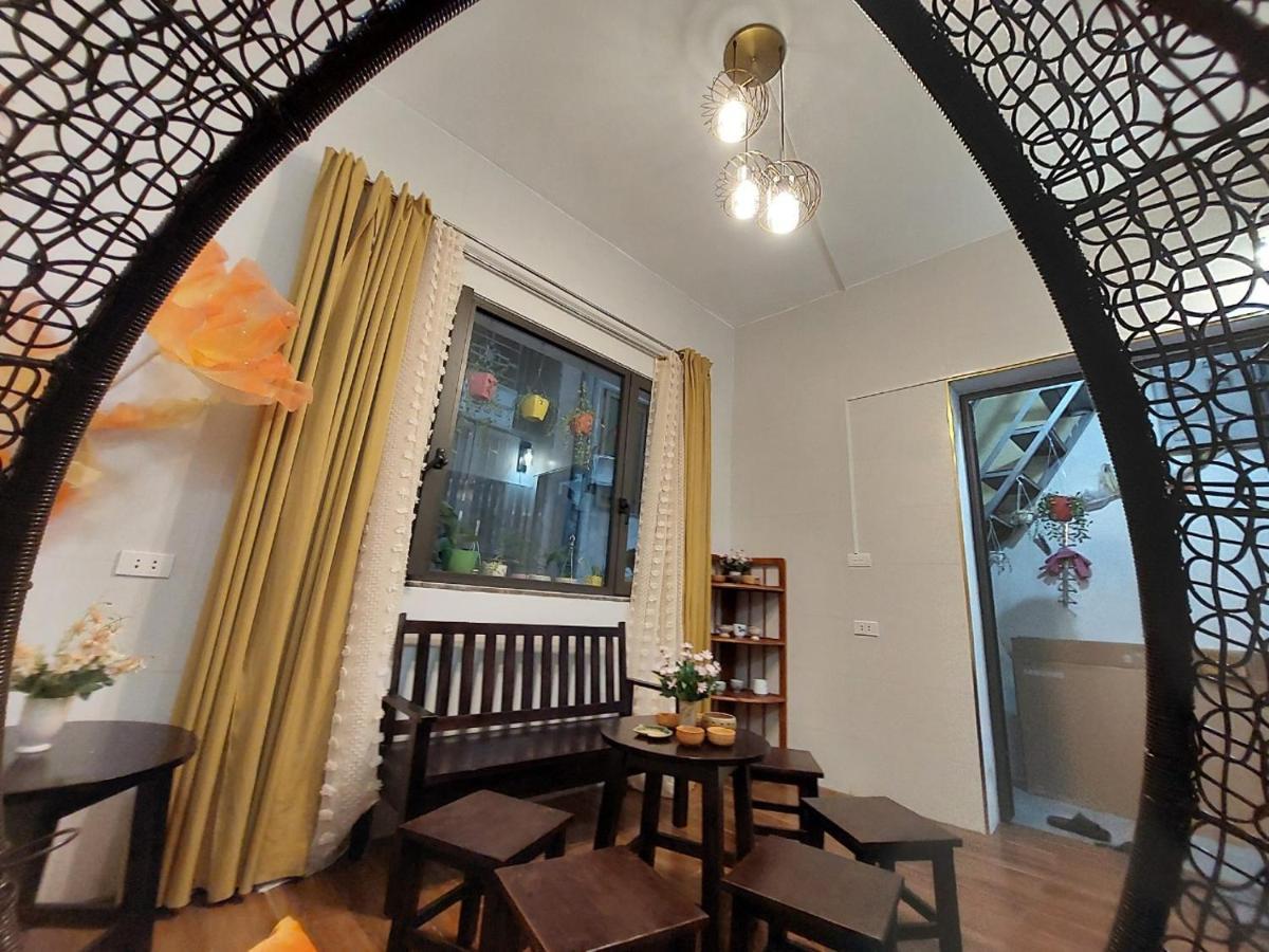 Alley Homestay Hanoi Exterior photo
